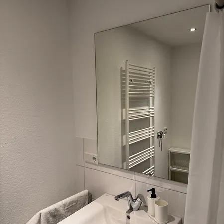 Barrierefreie Im Herzen Der Stadt Mit Parkplatz, Wifi Und Tv - Emma 公寓 *