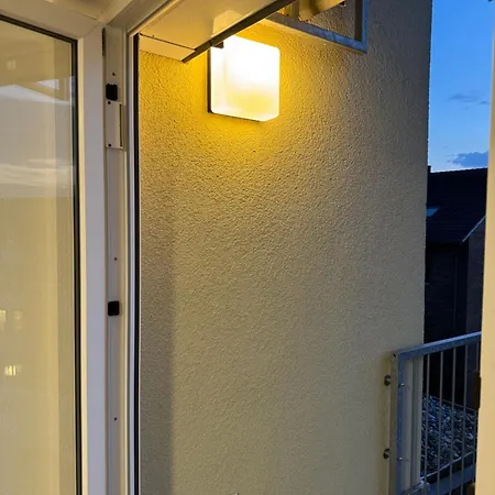 Emma Werne, Barrierefrei, Zentral Mit Balkon Und Parkplatz