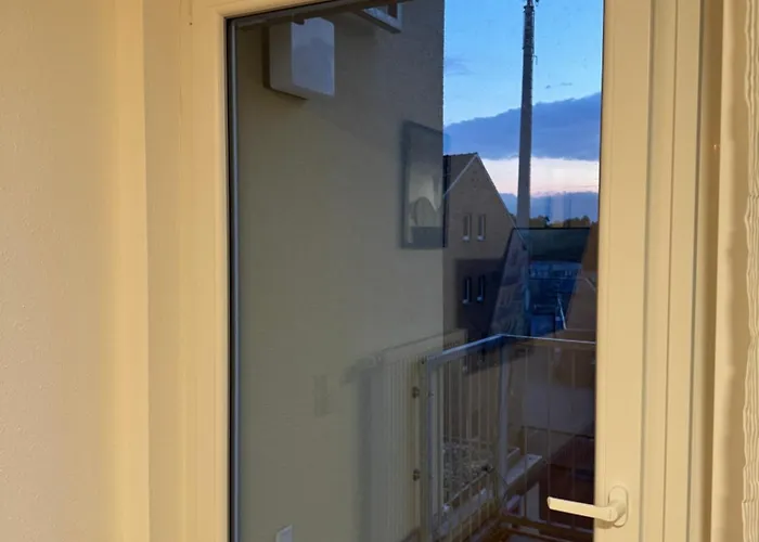 Barrierefreie Im Herzen Der Stadt Mit Parkplatz, Wifi Und Tv - Emma Werne