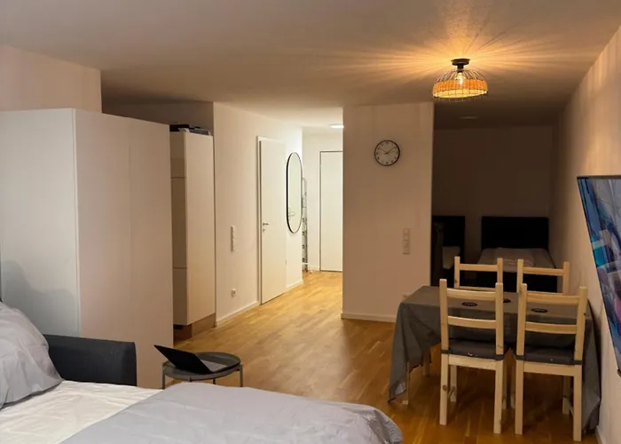 Barrierefreie Im Herzen Der Stadt Mit Parkplatz, Wifi Und Tv - Emma Apartamento