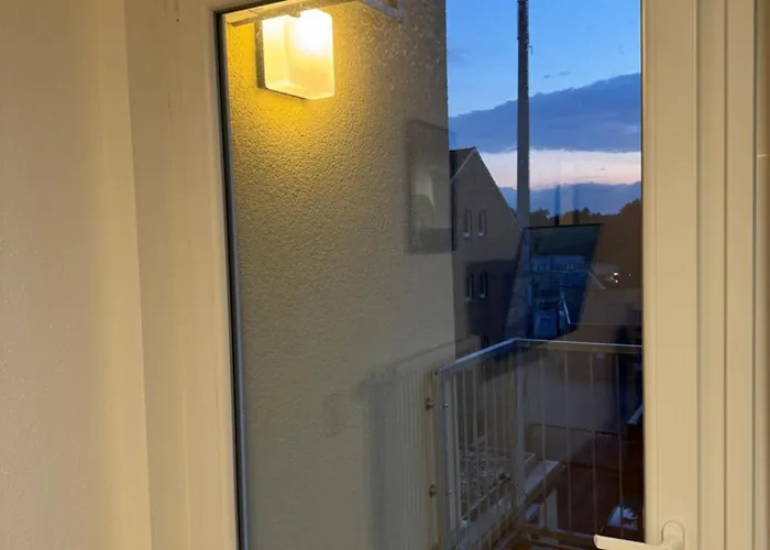 Barrierefreie Im Herzen Der Stadt Mit Parkplatz, Wifi Und Tv - Emma Werne